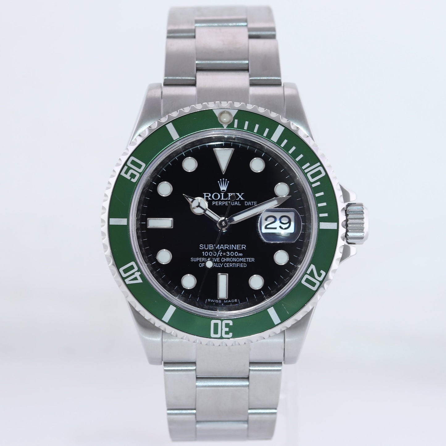2009 Rolex 16610LV Rolex Green Submariner Kermit 40mm Black Dial Watch Box