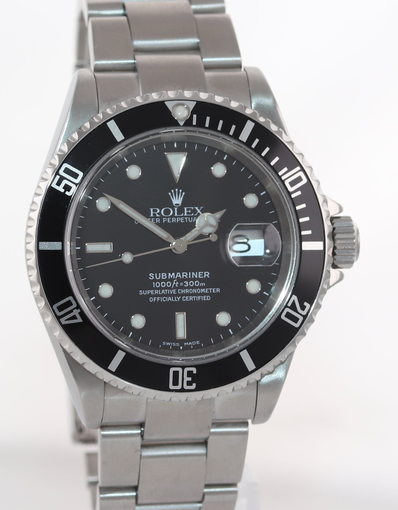 MINT 2005 Rolex Submariner 16610 Steel Black Dial 40mm No Holes Case Watch Box