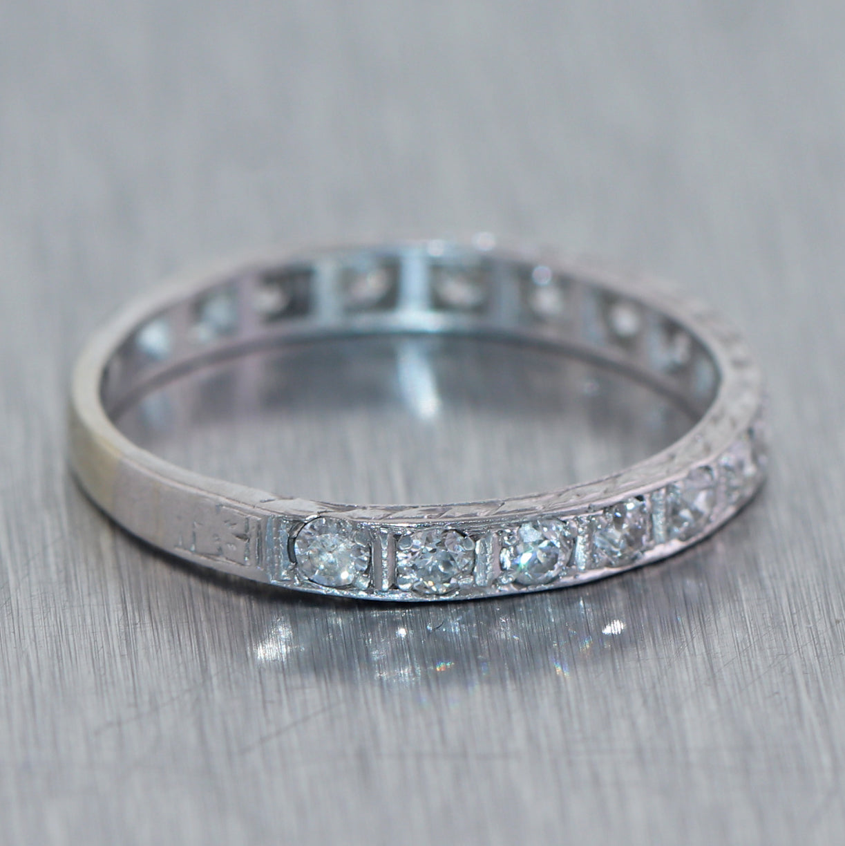 1930's Antique Art Deco 14k White Gold 0.50ctw Diamond Wedding Band Ring