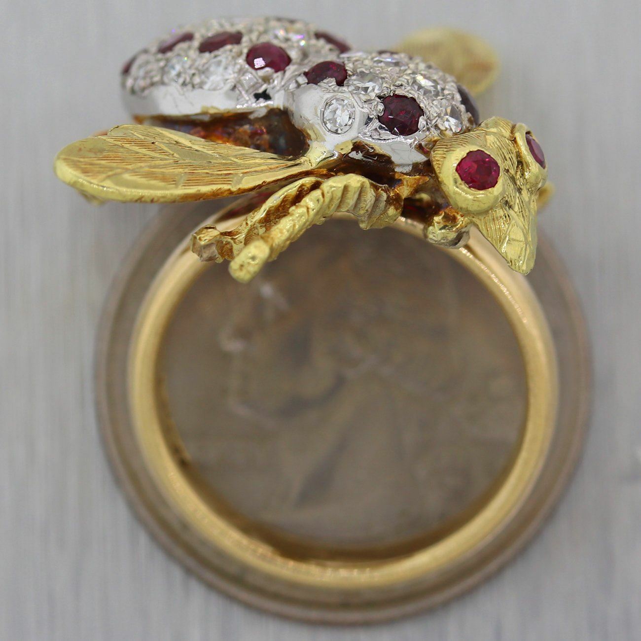 Vintage Estate 18k Yellow Gold 1.50ctw Ruby & Diamond Bumble Bee Ring