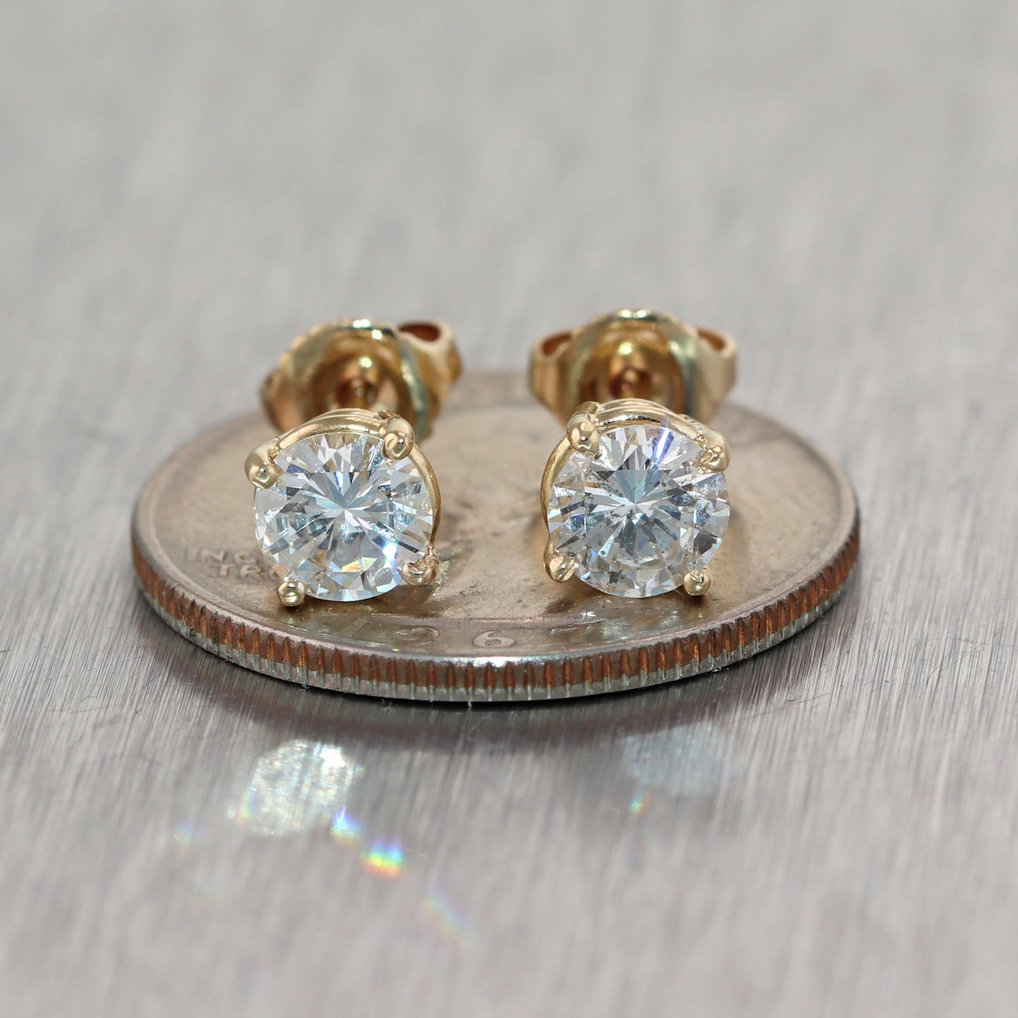 Modern 14k Yellow Gold 1.50ctw Diamond Stud Earrings