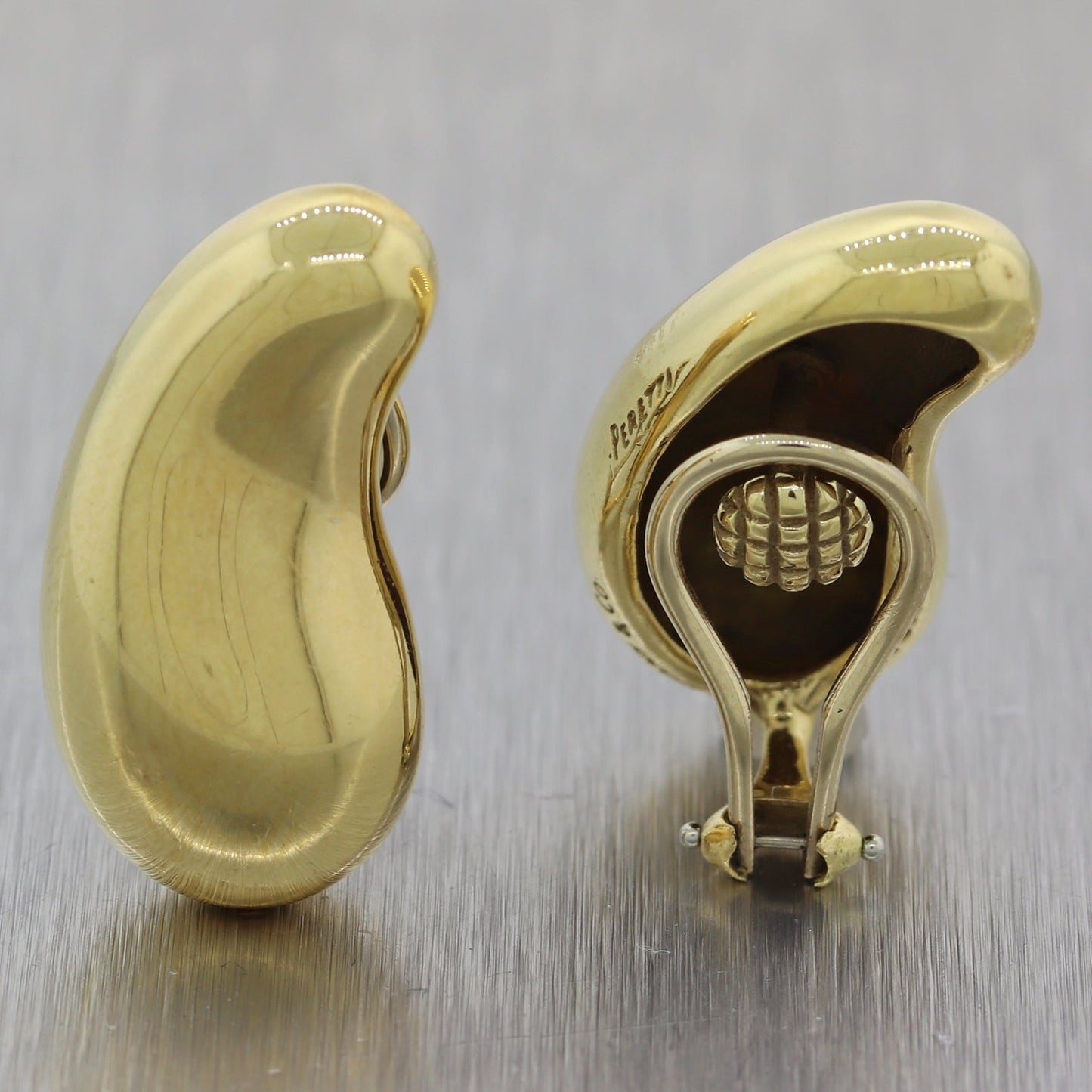 Tiffany & Co. Elsa Peretti 18k Yellow Gold Extra Large Bean Clip-On Earrings