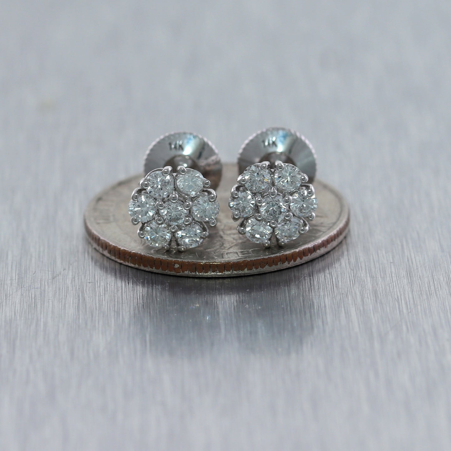 14k White Gold 0.85ctw Diamond Cluster Stud Earrings