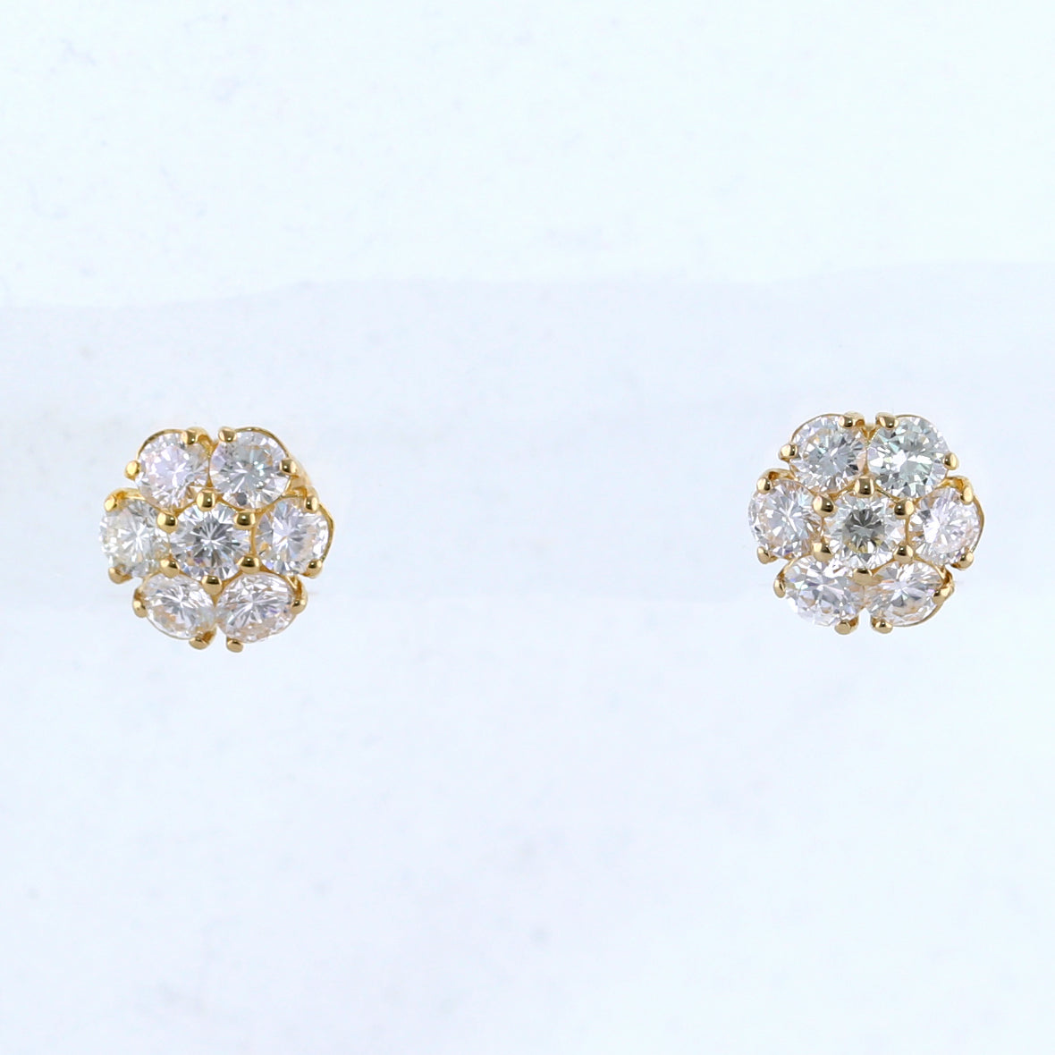 14k Yellow Gold 2.75ctw Diamond Cluster Stud Earrings