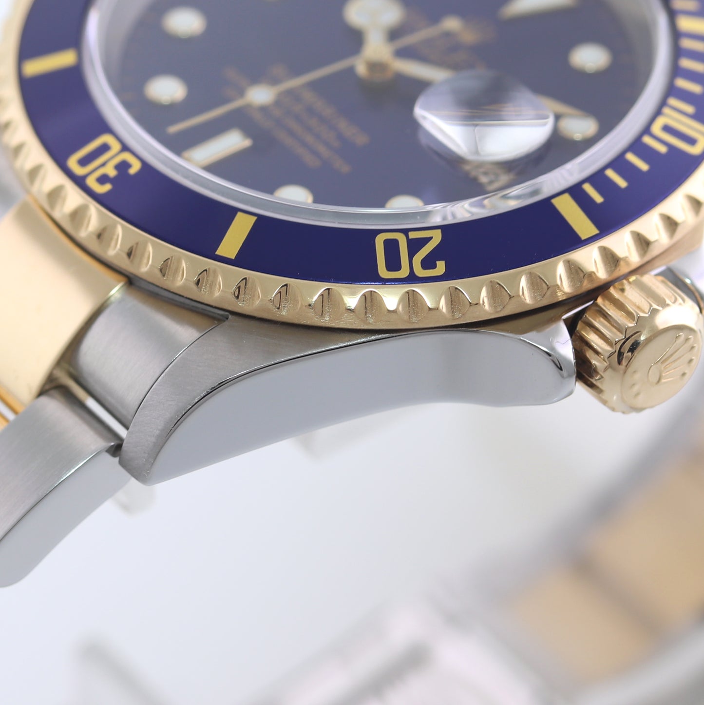 MINT 2004 PAPERS Rolex Submariner 16613 Gold Steel Two Tone Sunburst Blue Watch